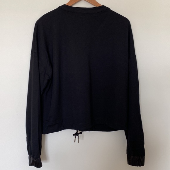 Black Top/Jacket - Picture 3 of 6